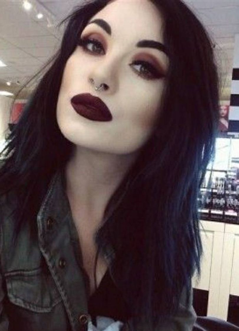 Social Maquiagem gótica 