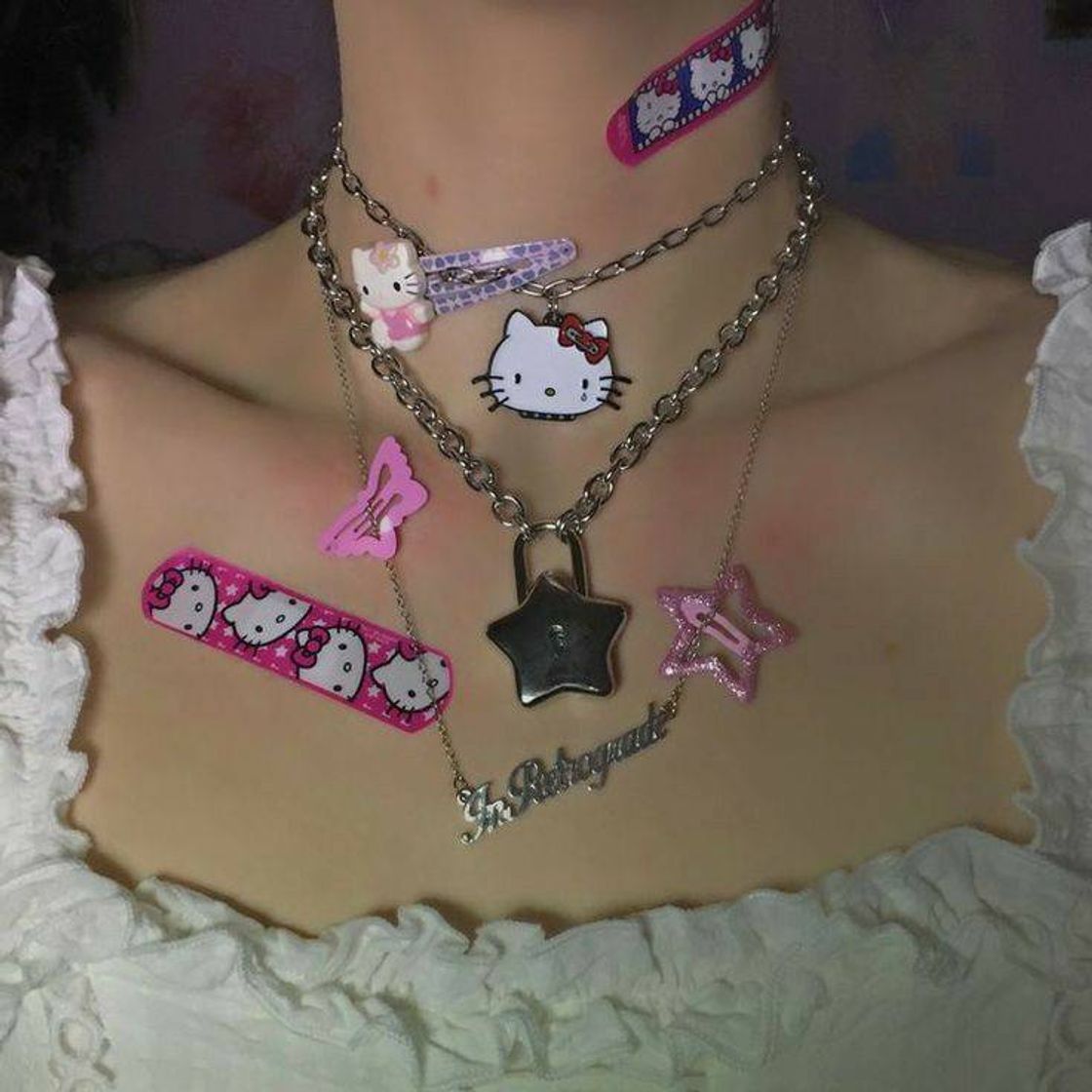 Fashion •hello Kitty/butterfly•