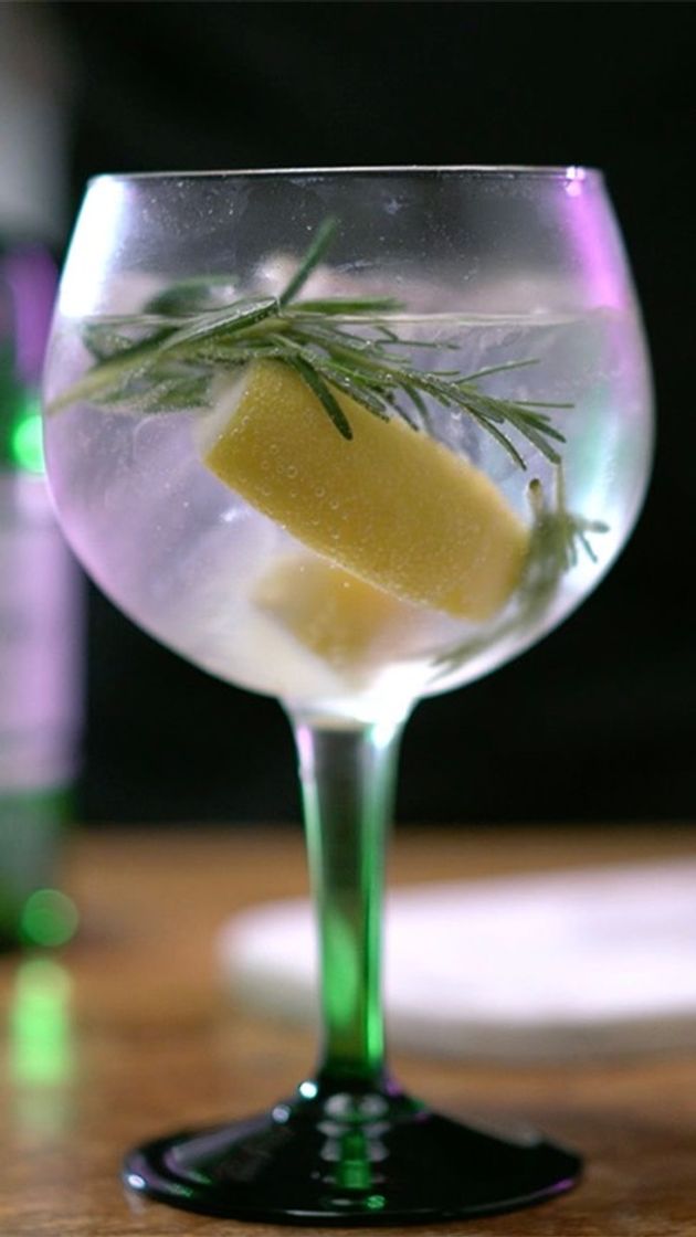 Moda Drink tanqueray + tônica 