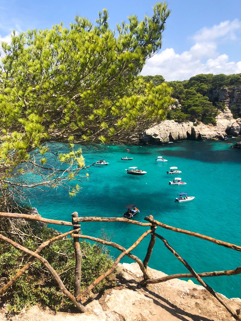 Lugar Cala Macarella