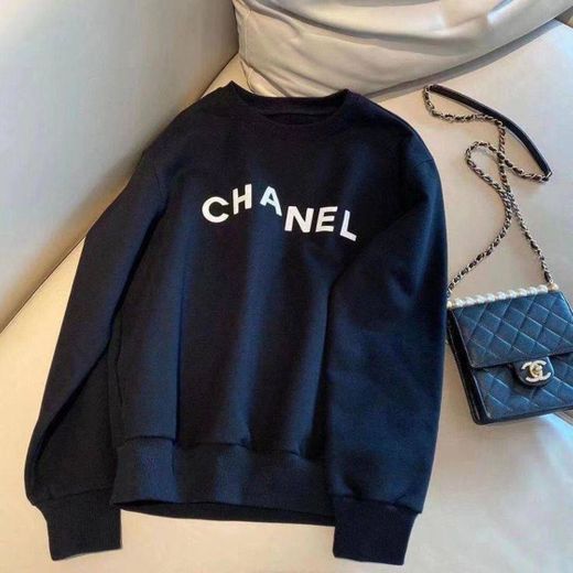 Chanel | @laisouzaxx
