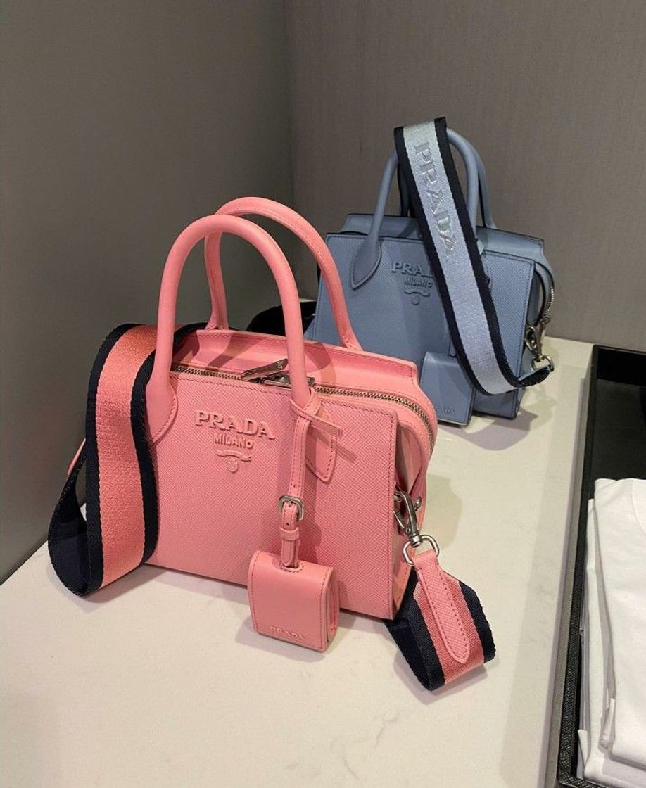 Social Prada | @laisouzaxx