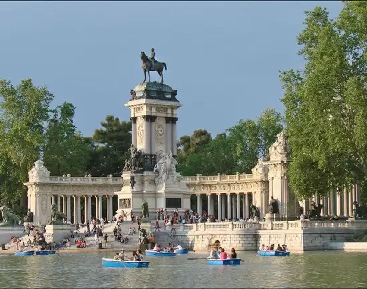 Social El retiro park 