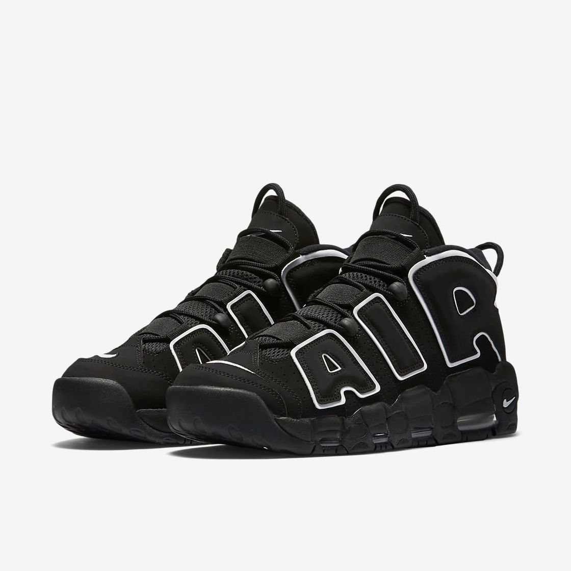 Social Nike Uptempo