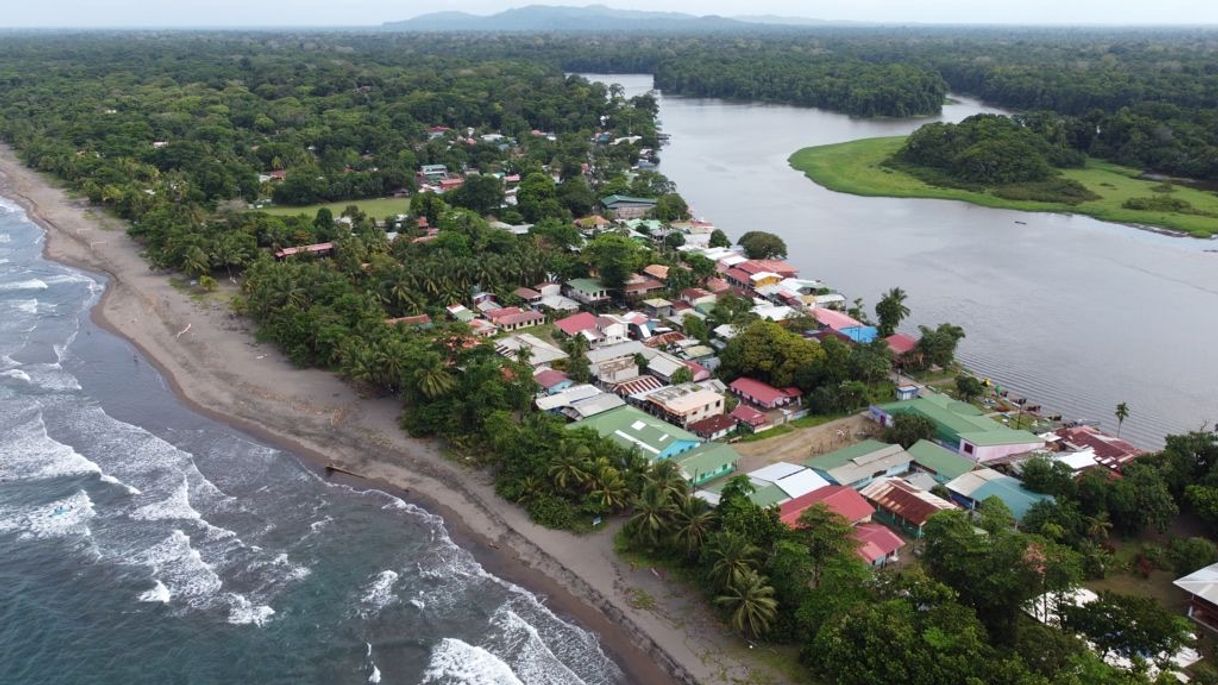 Lugar Tortuguero