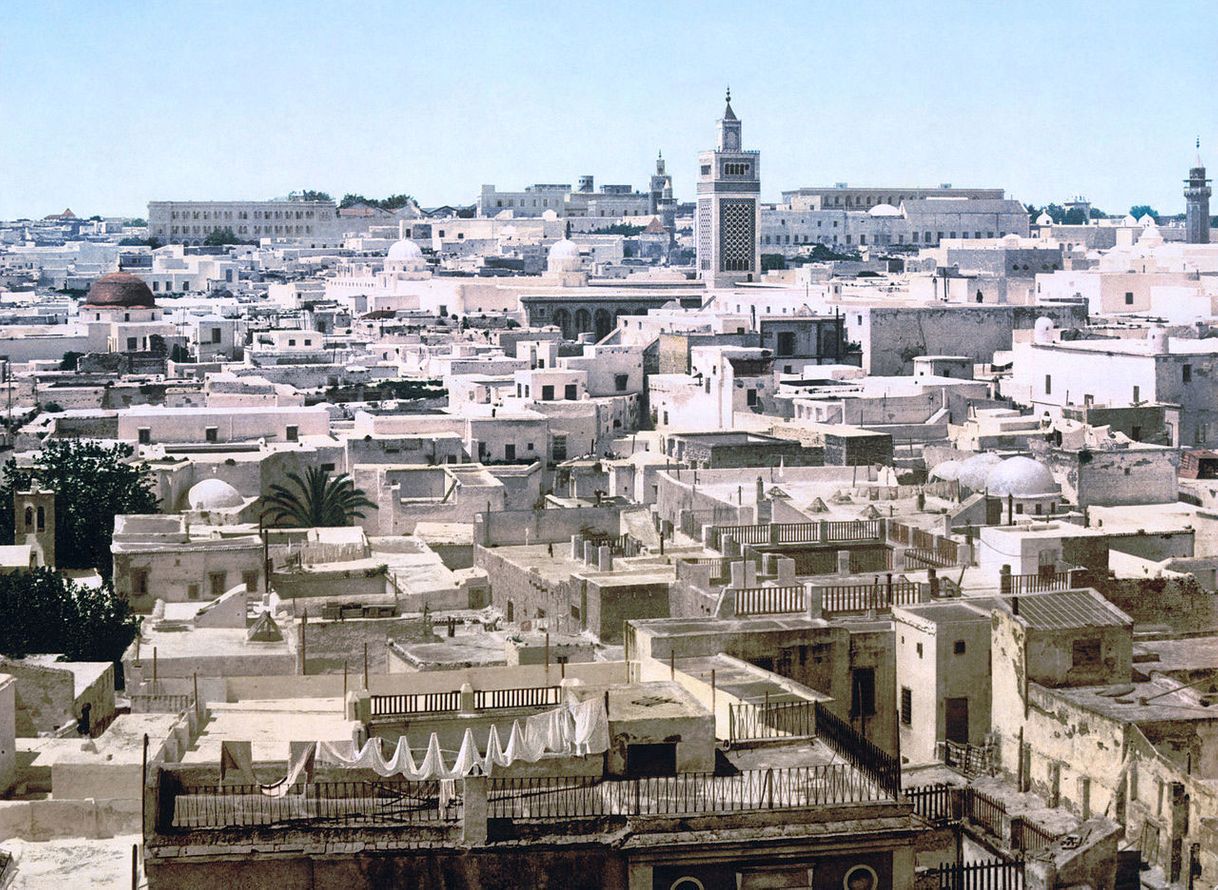 Place Tunis