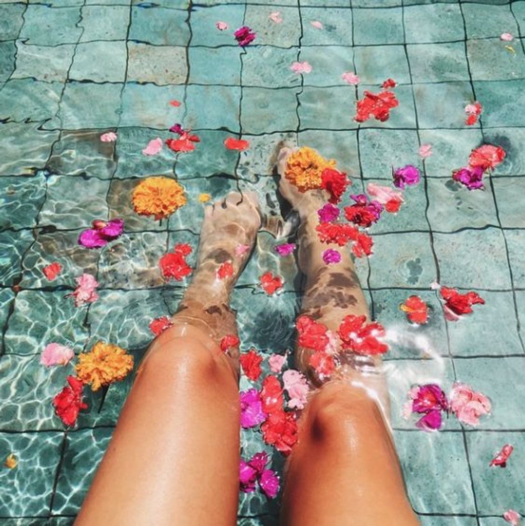 Fashion Piscina e Flores 🌺 