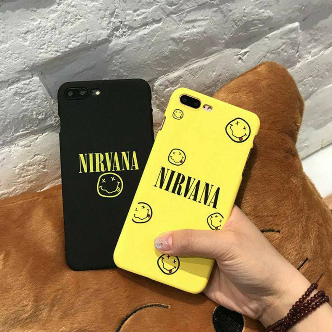 Moda NIRVANA💛🖤