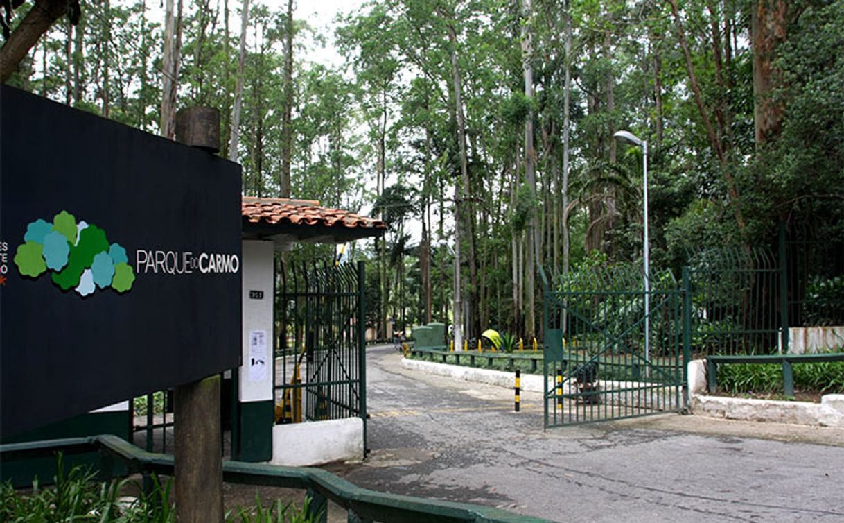 Lugar Parque do Carmo