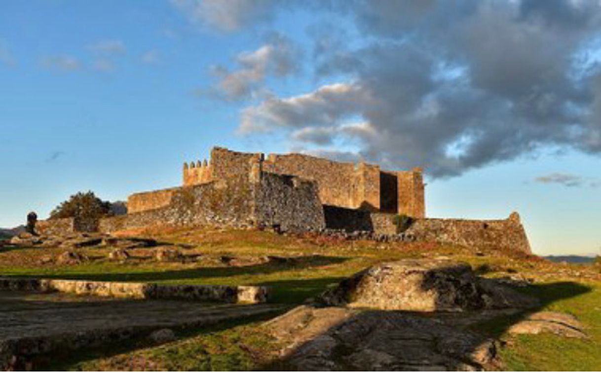 Moda CASTELO DO LINDOSO