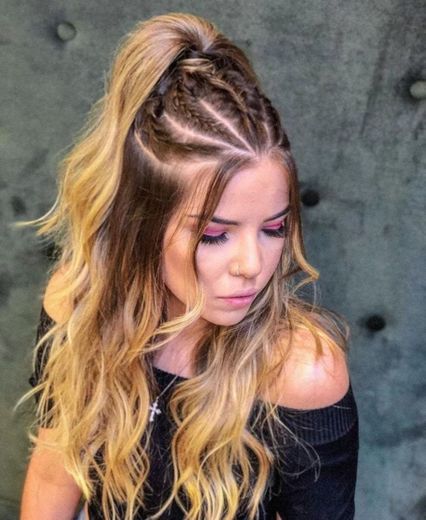 um lindo penteado para ir em alguma festa