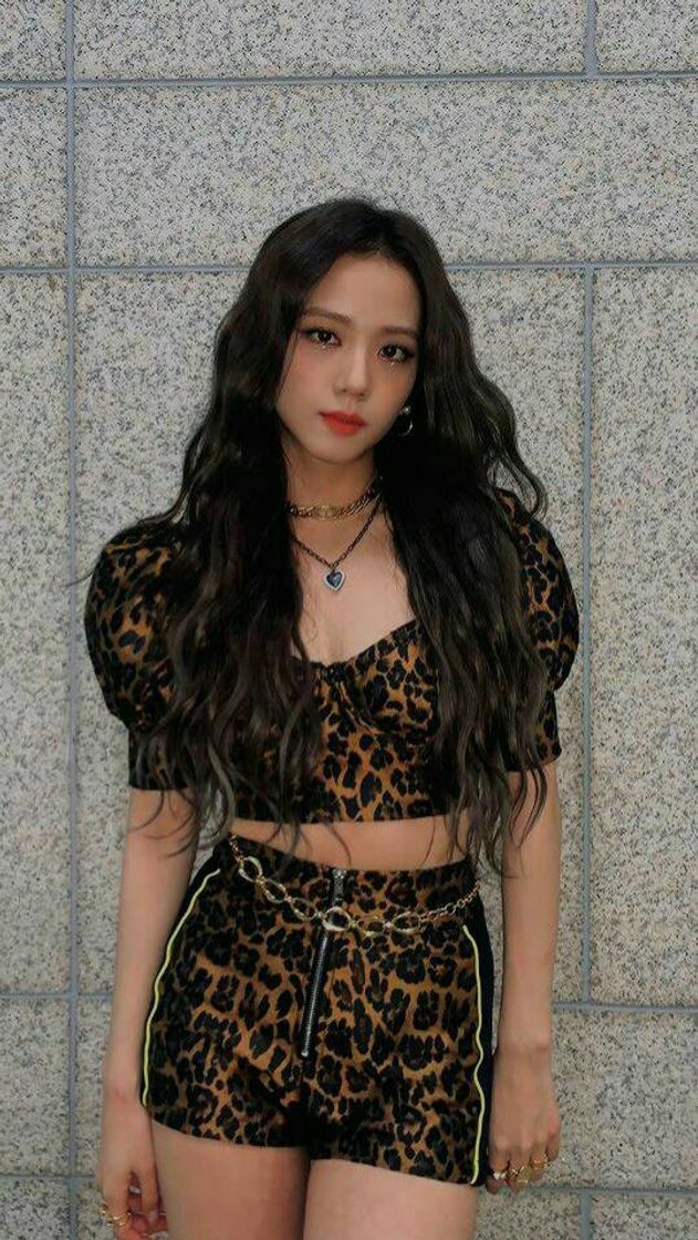 Moda Kim Jisoo