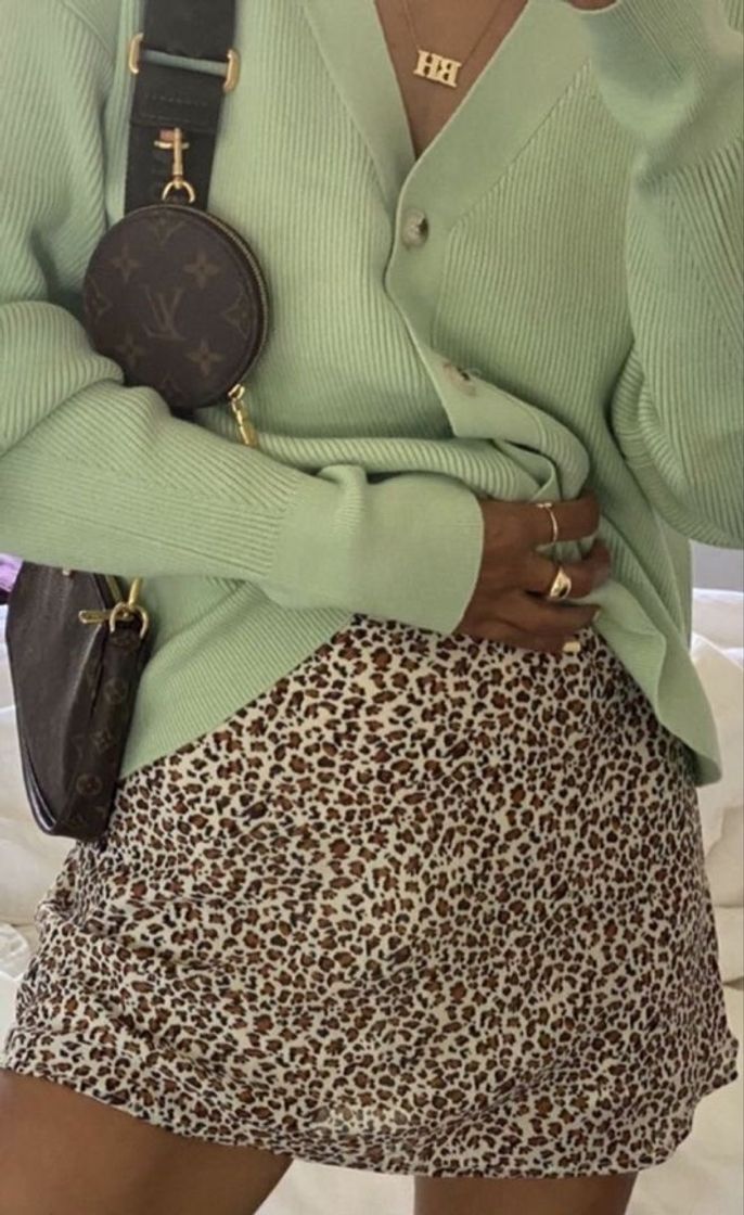 Social Cardigan look