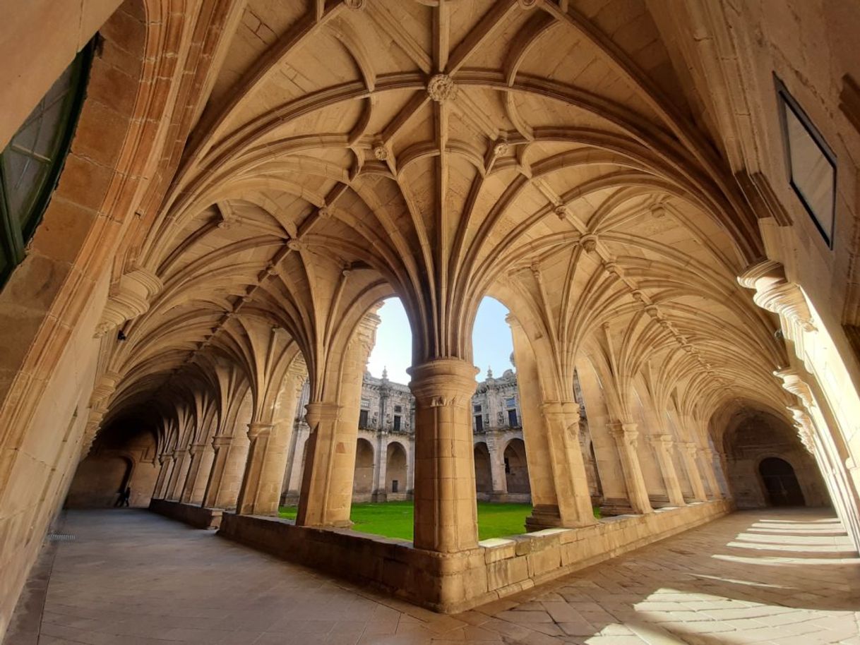 Lugar Monasterio de San Salvador