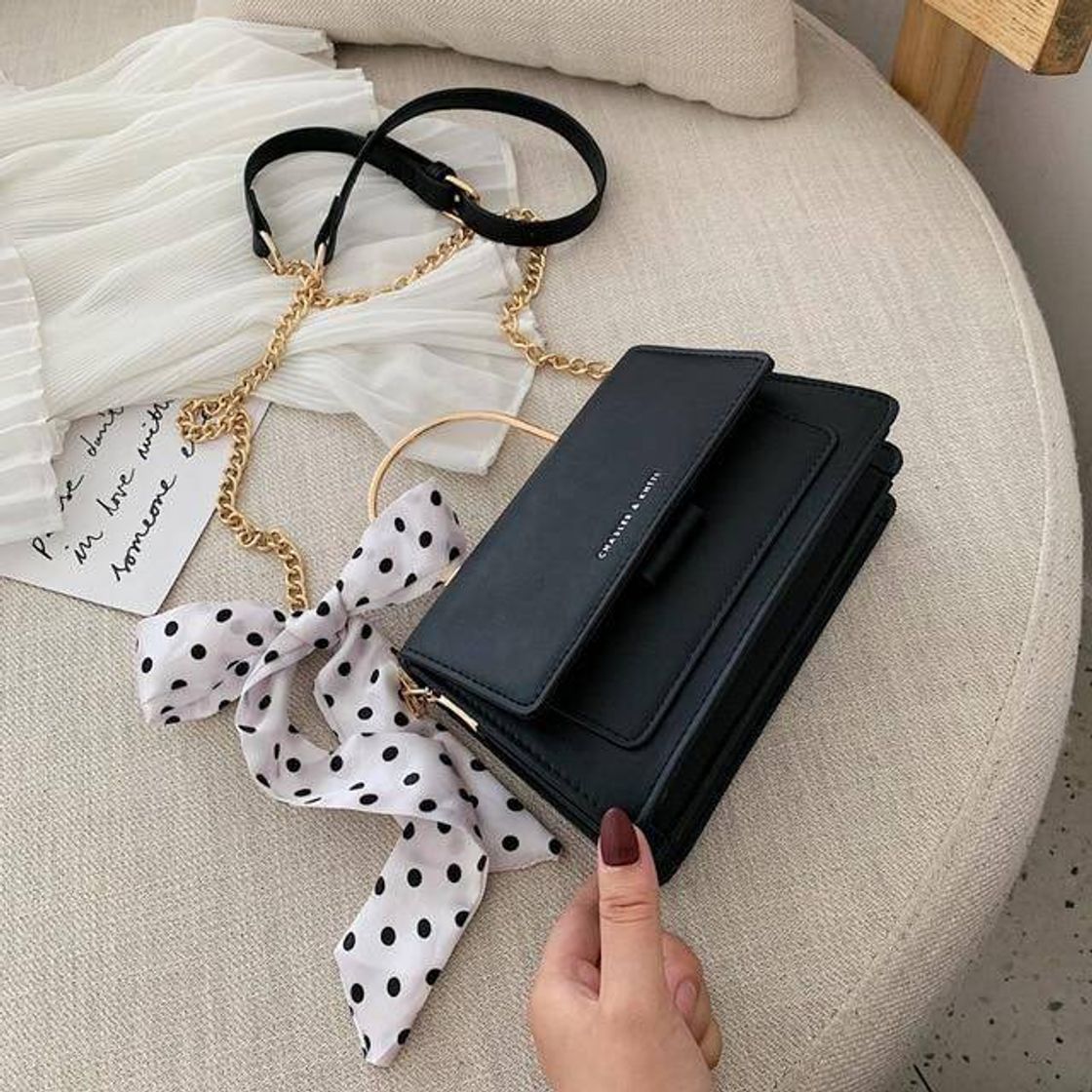 Social Fashion Black