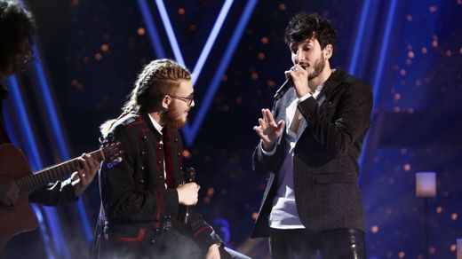 Sebastián Yatra y Andrés Martín cantan 'Un año' | La Final 