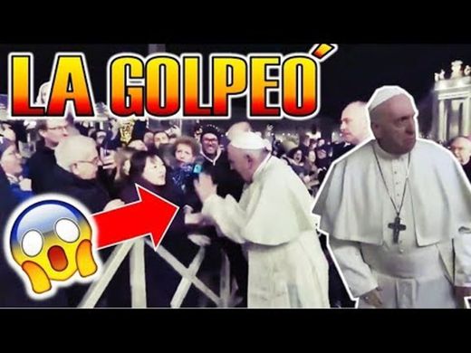 El 'manotazo' del Papa Francisco a la mano de una mujer