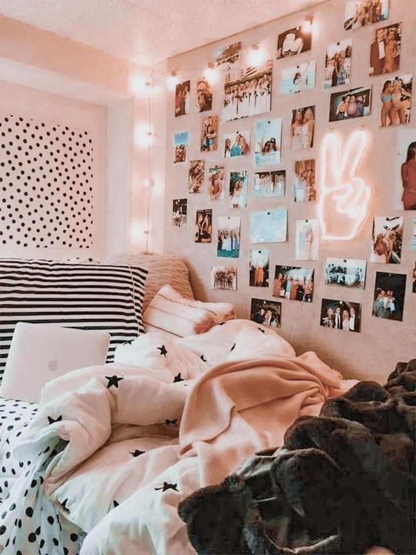 Fashion aesthetic room