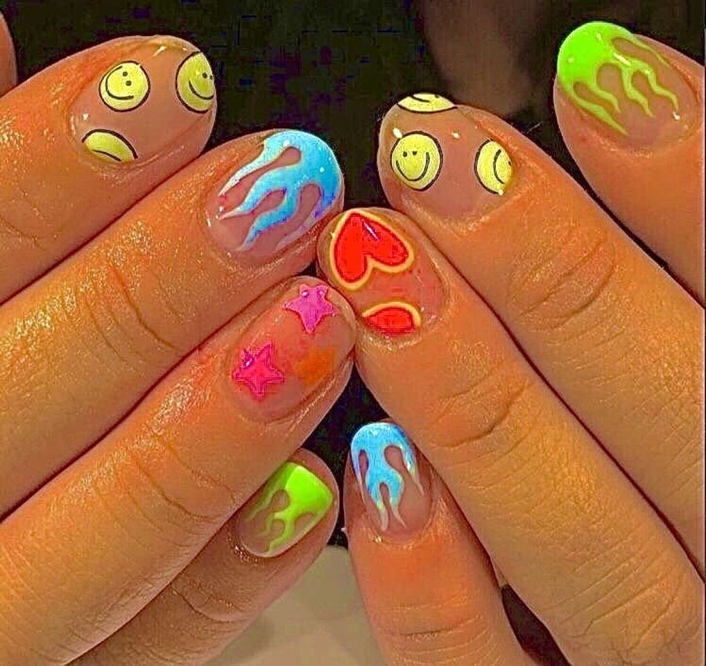 Fashion Unhas💅🏻💛🌸