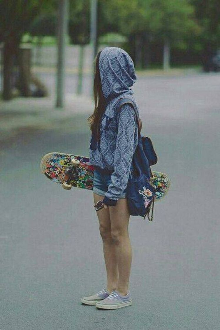 Fashion SKATEBOARD GIRL