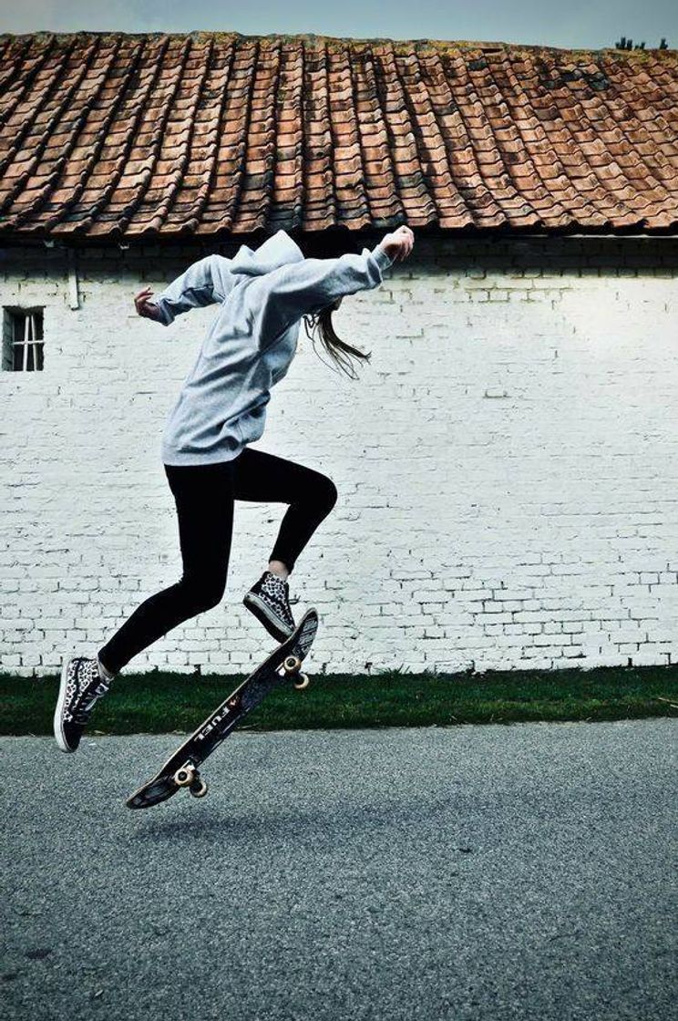 Moda SKATEBOARD GIRL