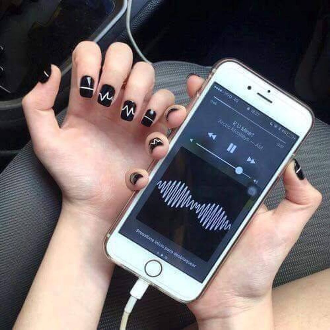 Fashion music nails