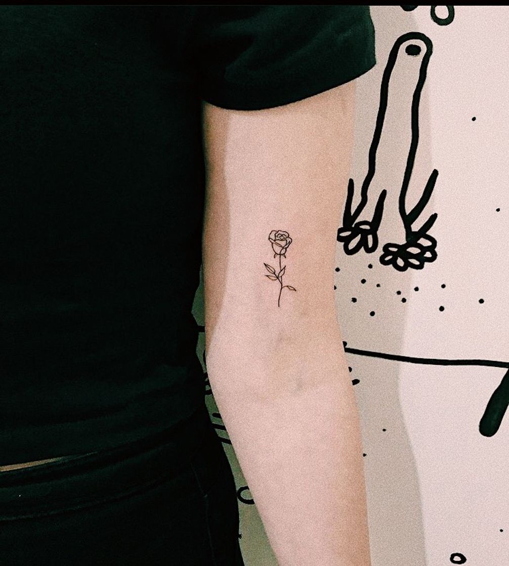 Moda Minha tatto de rosa