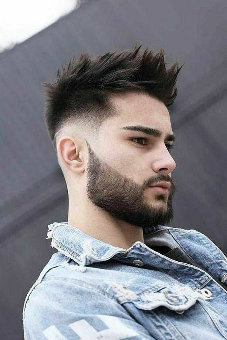 Fashion Corte cabelo e barba. 