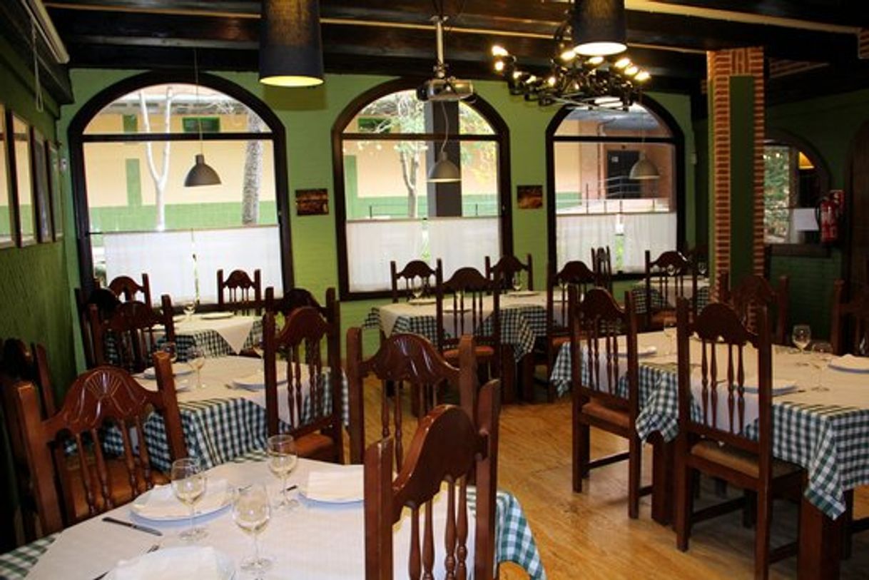 Restaurantes El Trisquel