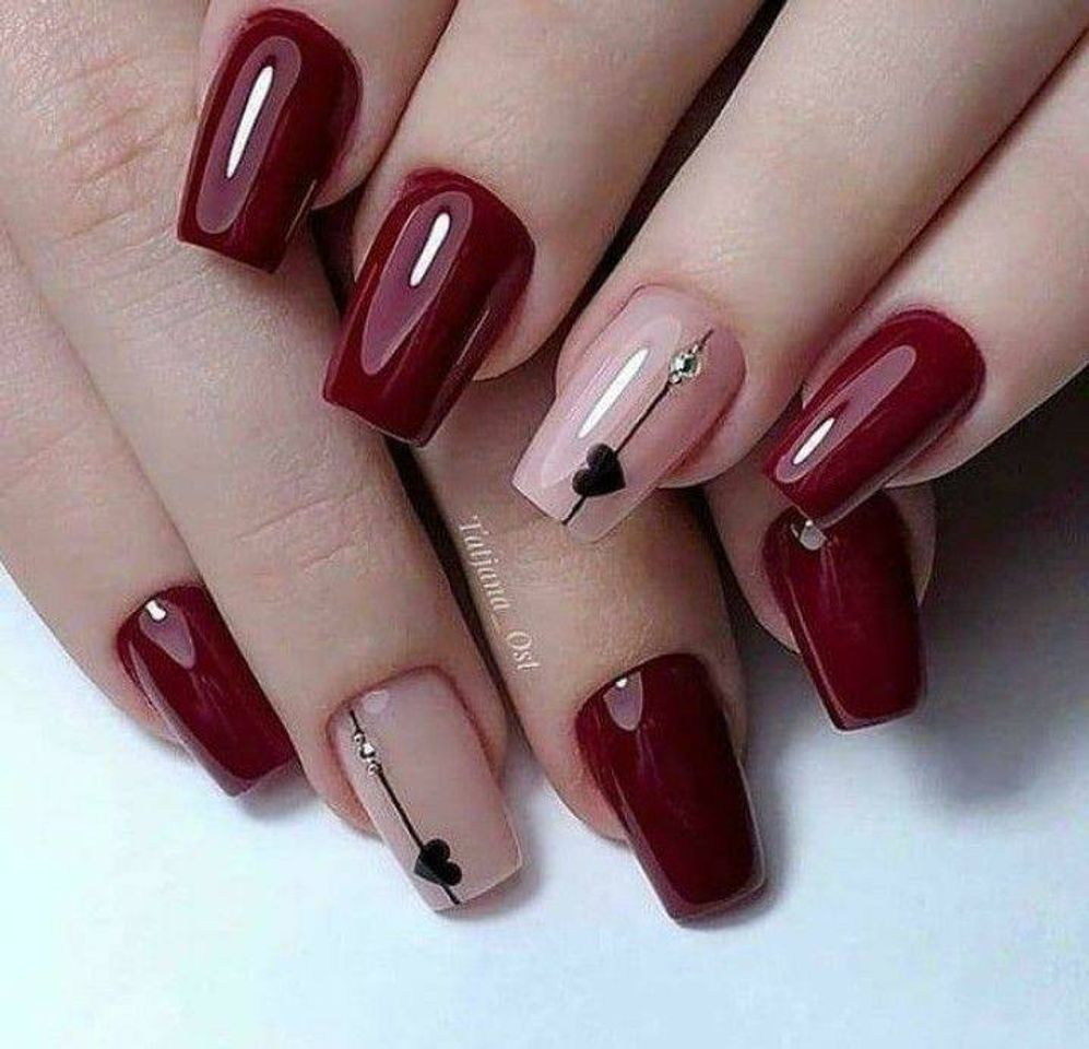 Fashion Unhas vermelhas 