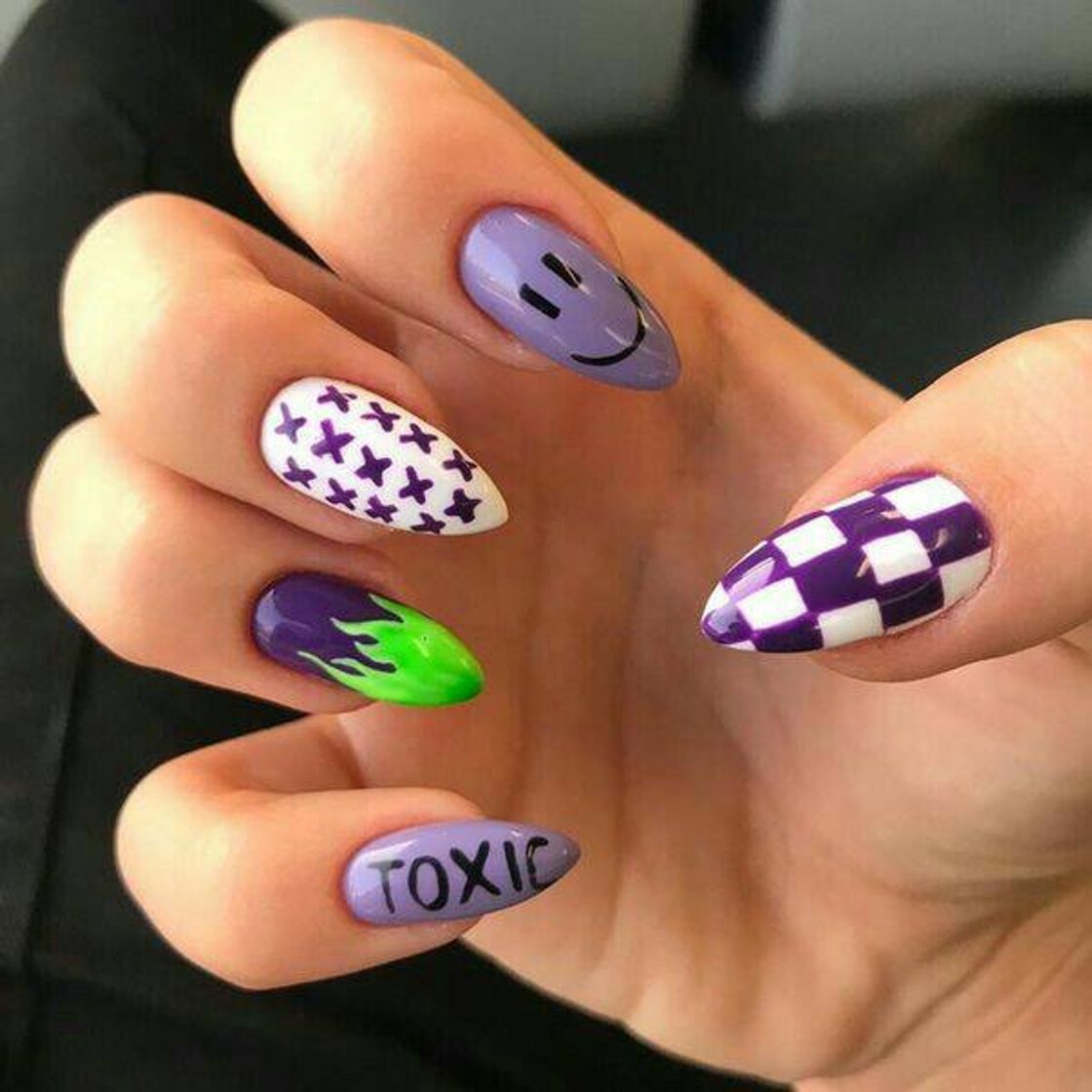 Fashion nails