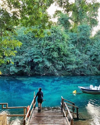 Gruta do Lago Azul