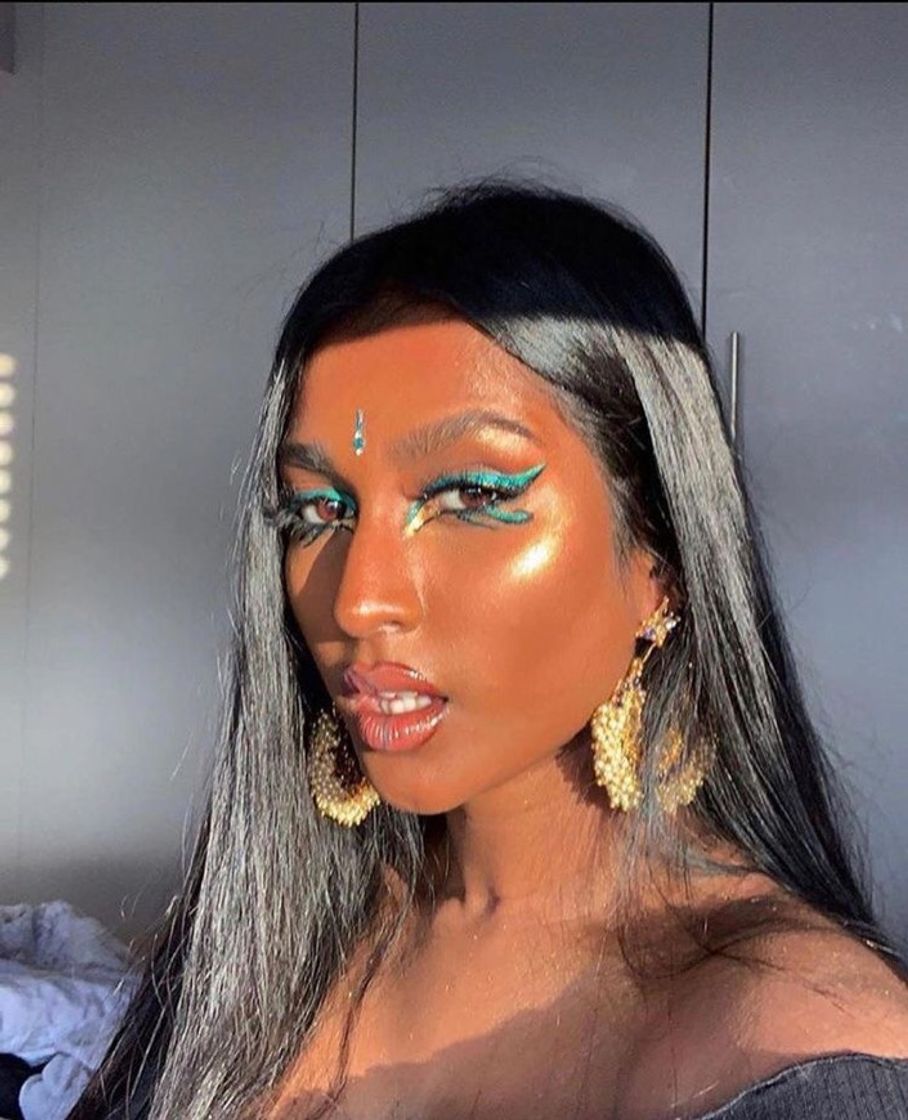 Social Makeup