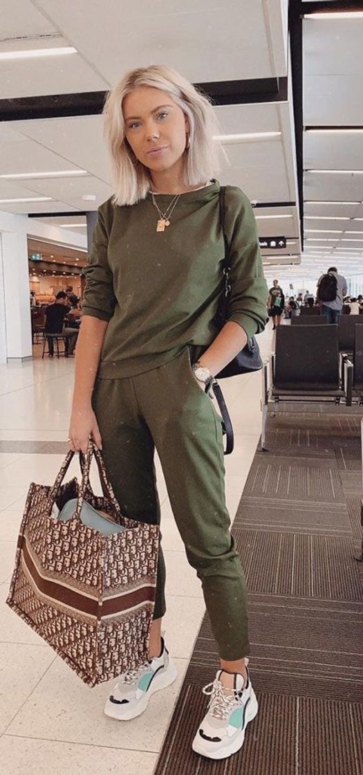 Moda airport outfit