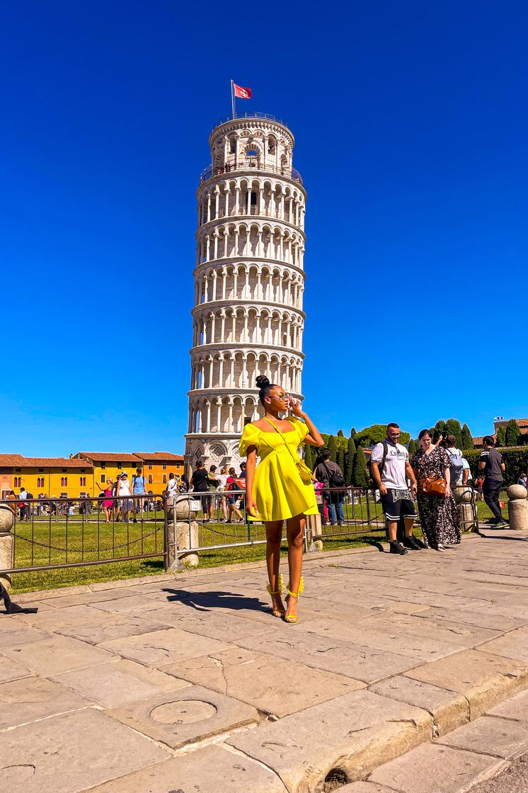 Fashion Vestido amarelo de mangas bufantes