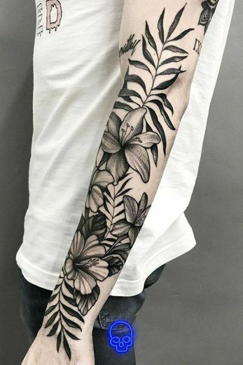 Tattoo floral blackwork