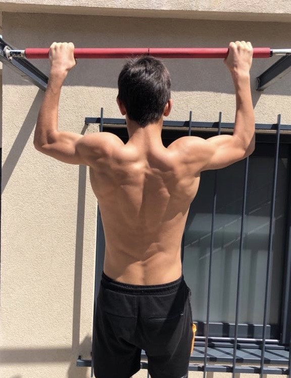 Social Faultier - Barra de dominadas para puerta con almohadilla para las manos