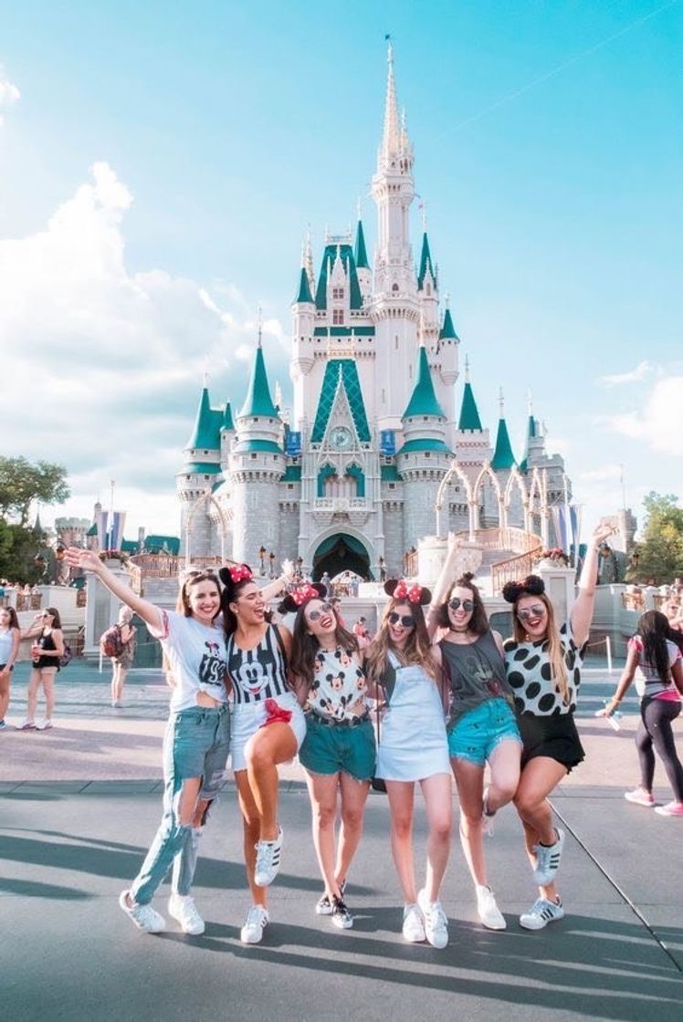 Moda Amigas na Disney 