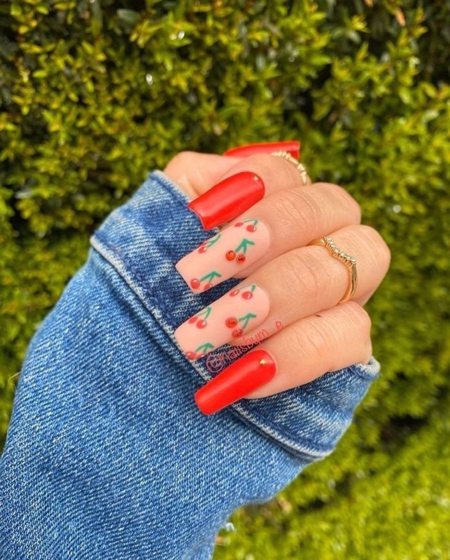 Fashion cherry nails