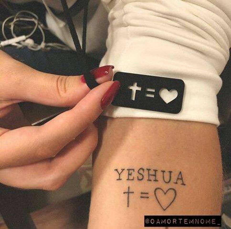 Fashion tatuagem yeshua