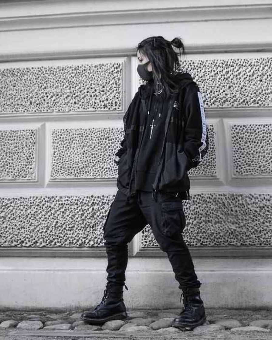 Fashion Look techwear 