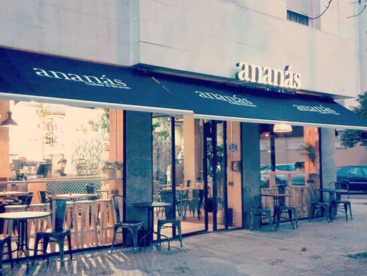 Restaurantes ANANÁS Coffee & Brunch