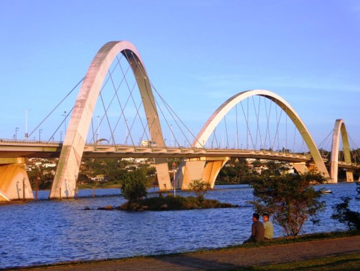 Lugar Ponte JK