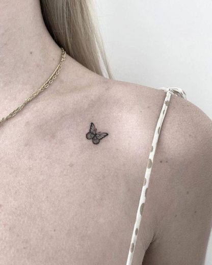 Tatuagens minimalistas e discretas 