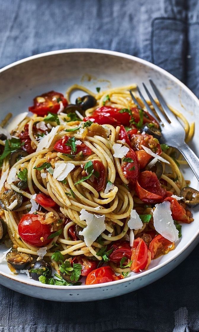 Social Spaghetti puttanesca recipe