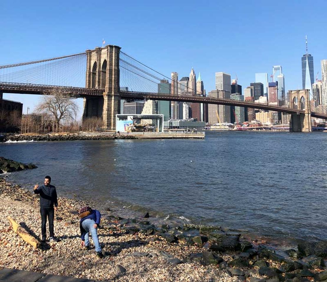 Place Brooklyn Bridge