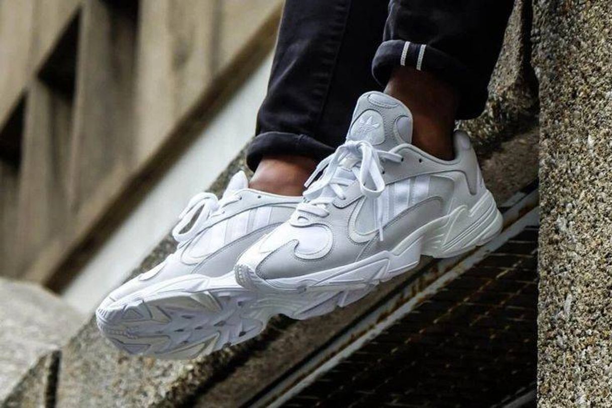 Moda Adidas Yung 1