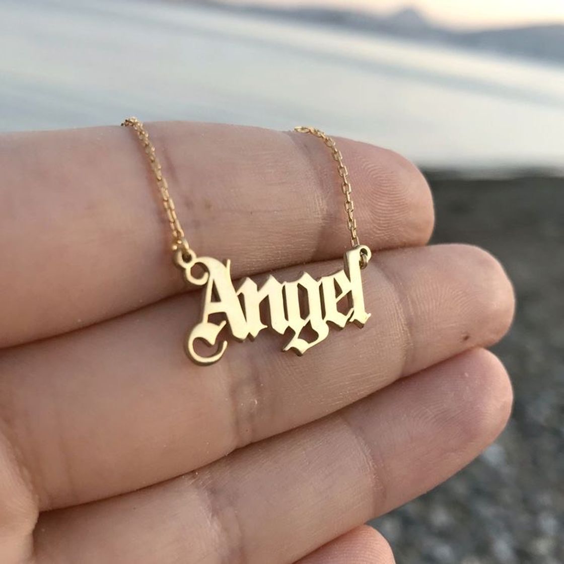 Moda Angel necklace 💛🤍