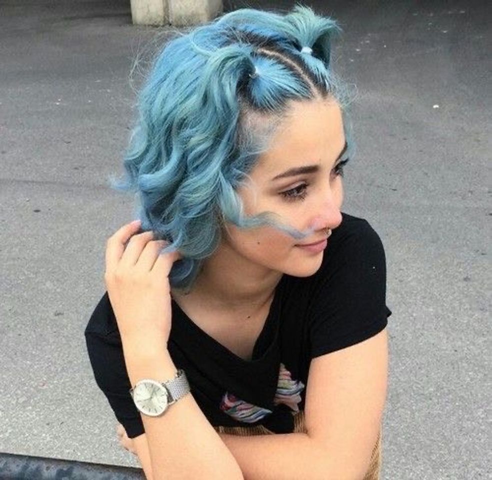 Moda Blue hair 🦋💙