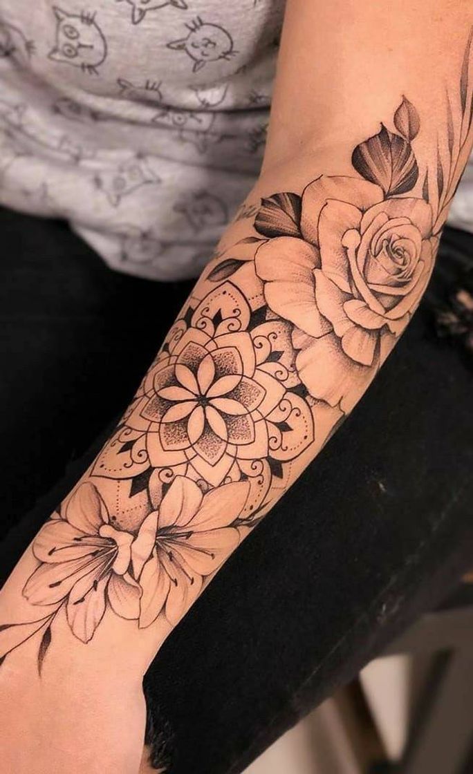 Moda Tatuagem feminina no antebraço 